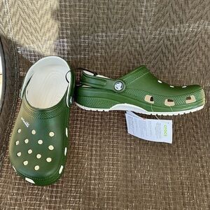 CROCS Classic Forest Green Slip-On Clogs Shoes